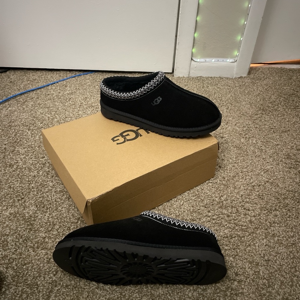 Ugg Slippers Men size 11